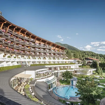 Krumers Alpin - Your Mountain Oasis-2